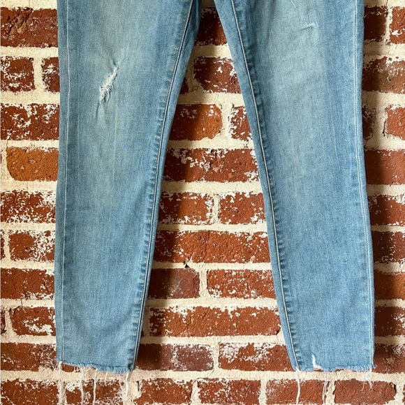 Banana Republic distressed skinny jeans - Picture 3 of 5